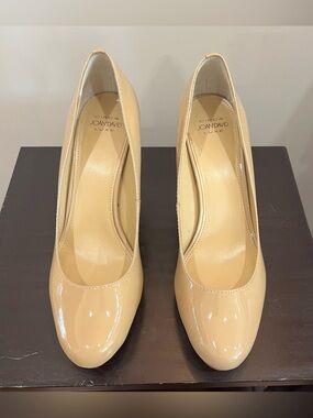 Joan & David Nude Patent Leather Pumps - Women’s Classic Heel